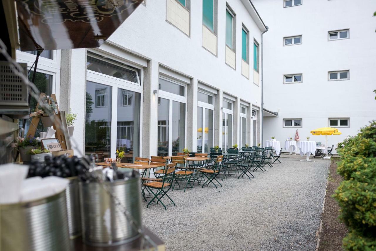 Campus Horn Hotell Eksteriør bilde