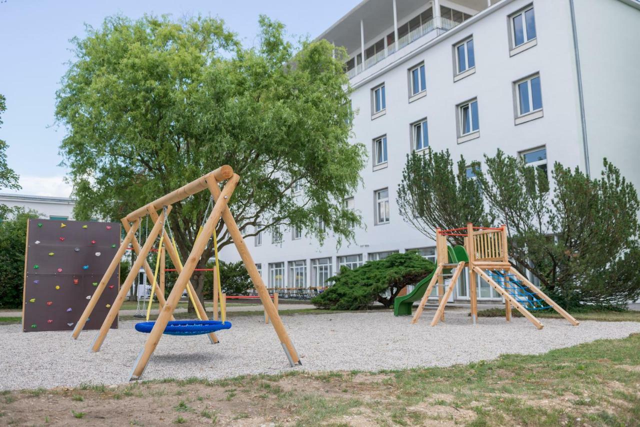 Campus Horn Hotell Eksteriør bilde