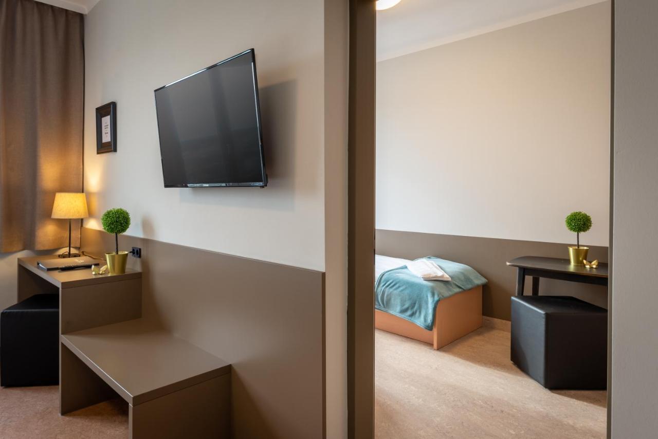 Campus Horn Hotell Eksteriør bilde
